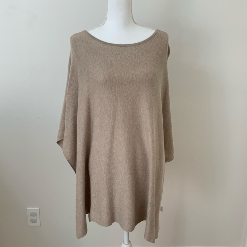 Loft poncho